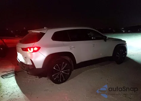 2023 Mazda Cx-50 Premium Plus z USA, uszkodzony, nr VIN 7MMVABEM5PN107519